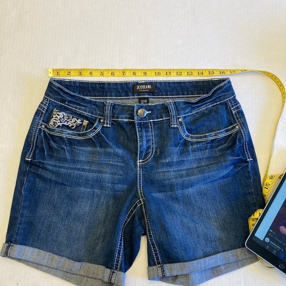 ZCO Embellished denim shorts 16W - Picture 7 of 9